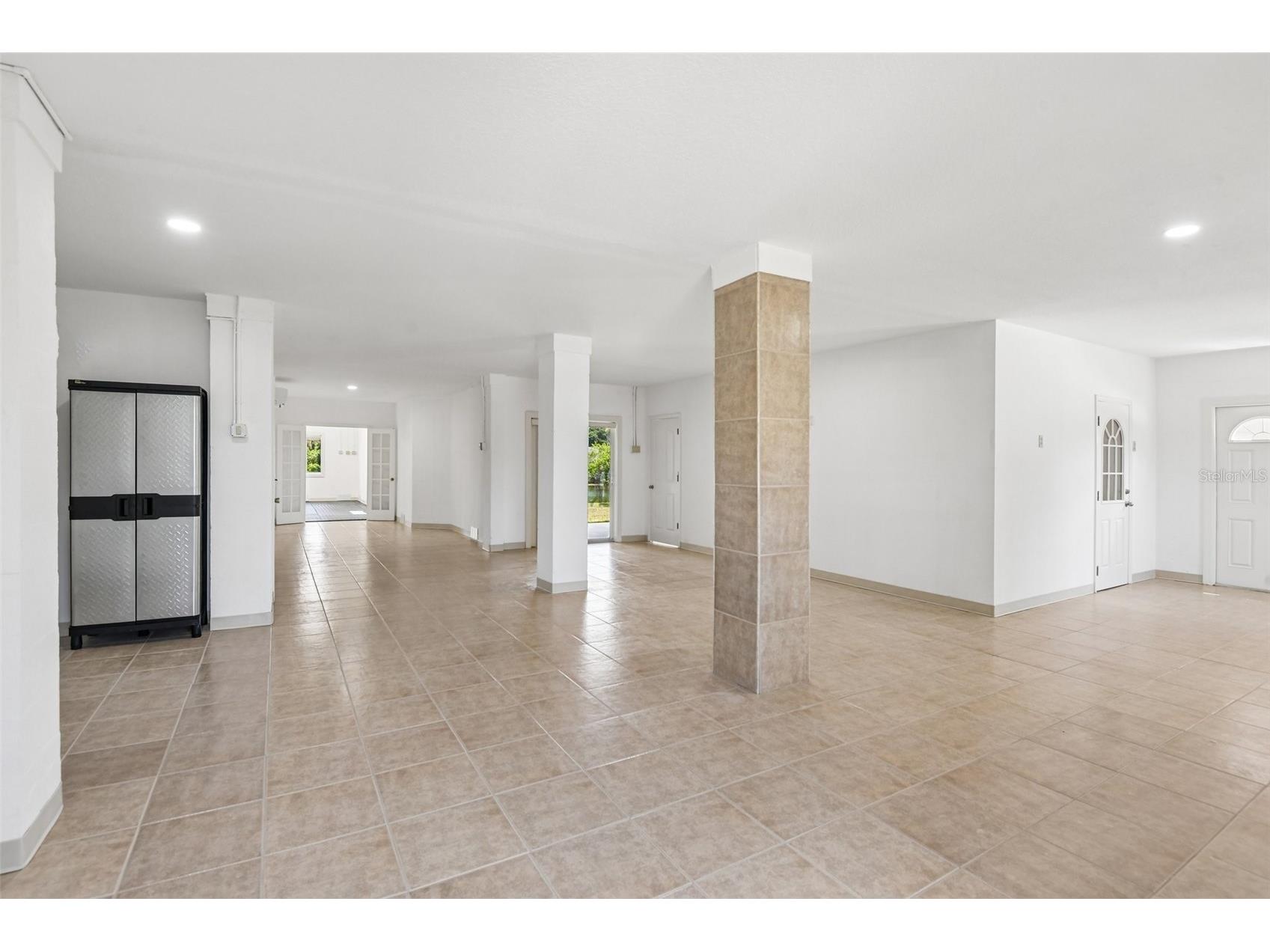 8335 Cheyenne Drive Seminole FL 33777 TB8522445 image36