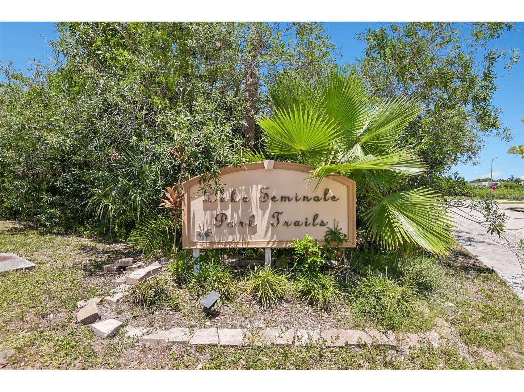 8335 Cheyenne Drive Seminole FL 33777 TB8522445 image43