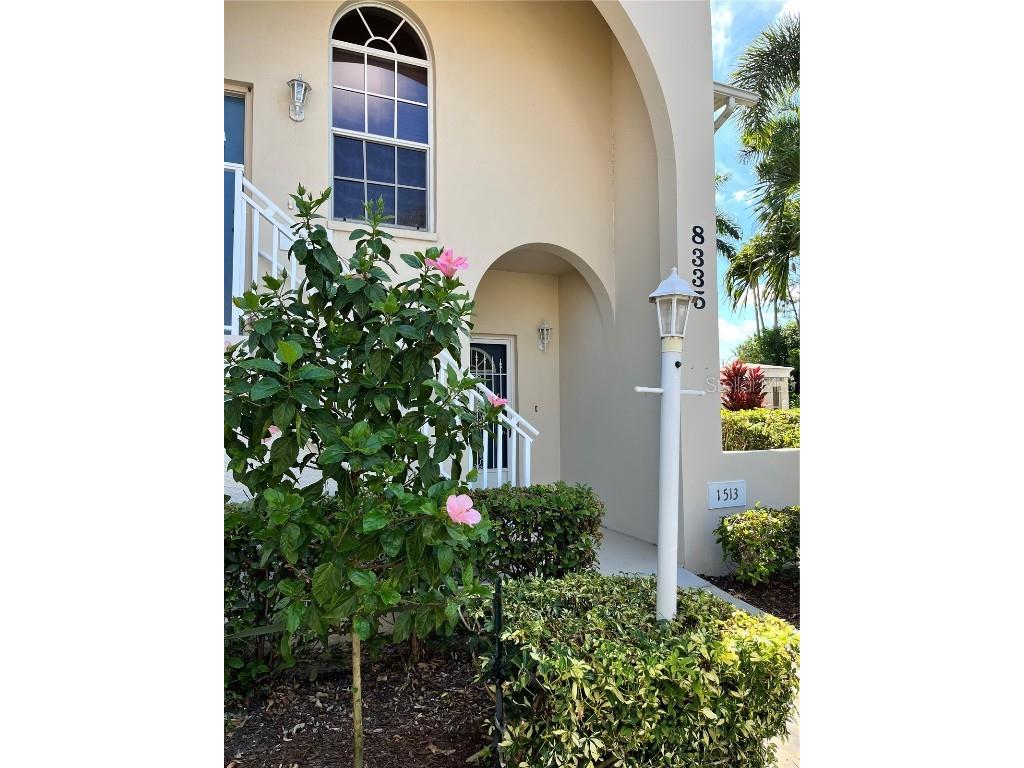 8335 Glenrose Way #1513 Sarasota FL 34238 A4665663 image1