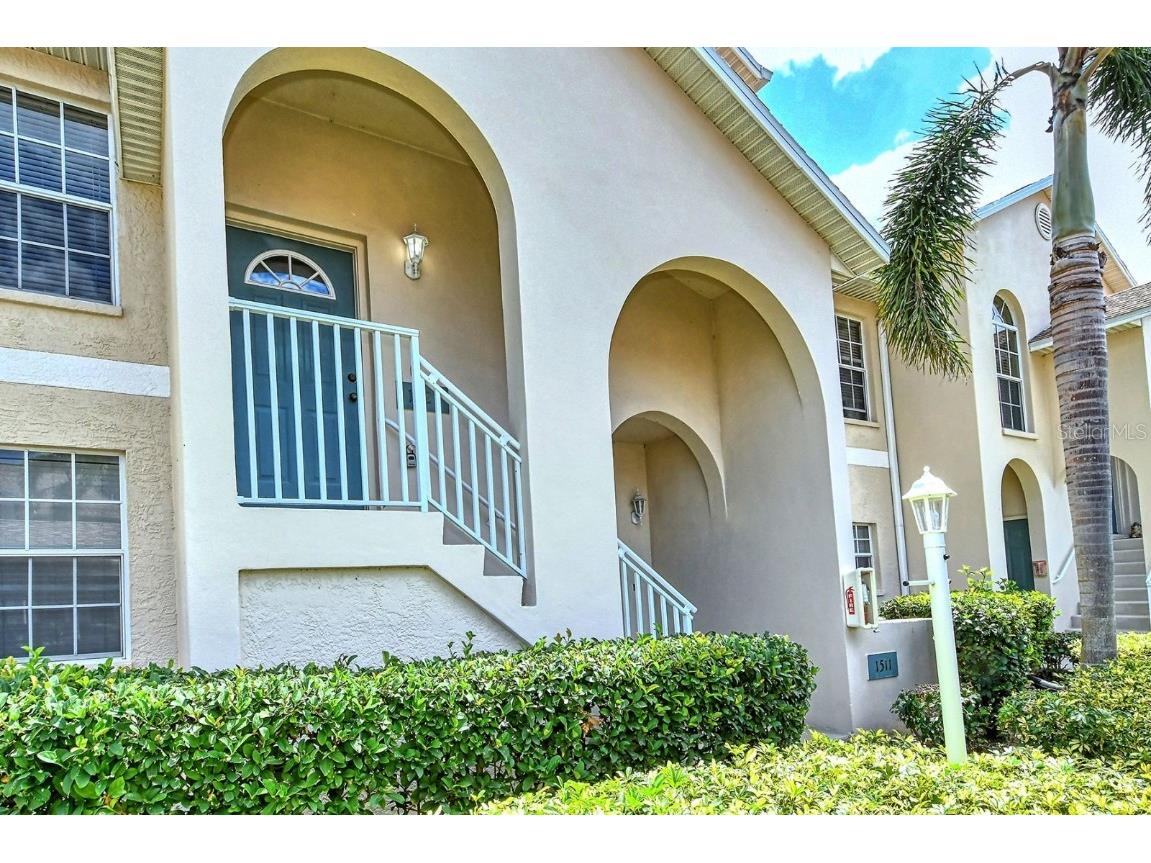 8335 Glenrose Way #1521 Sarasota FL 34238 A4565950 image1