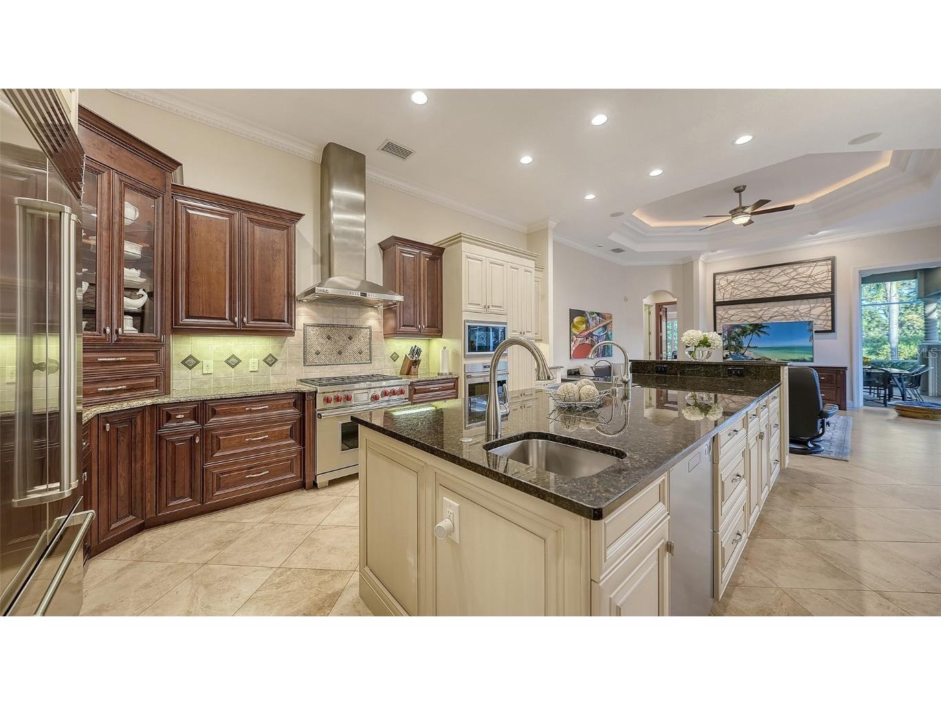 8335 Grosvenor Court Bradenton FL 34201 A4676036 image11