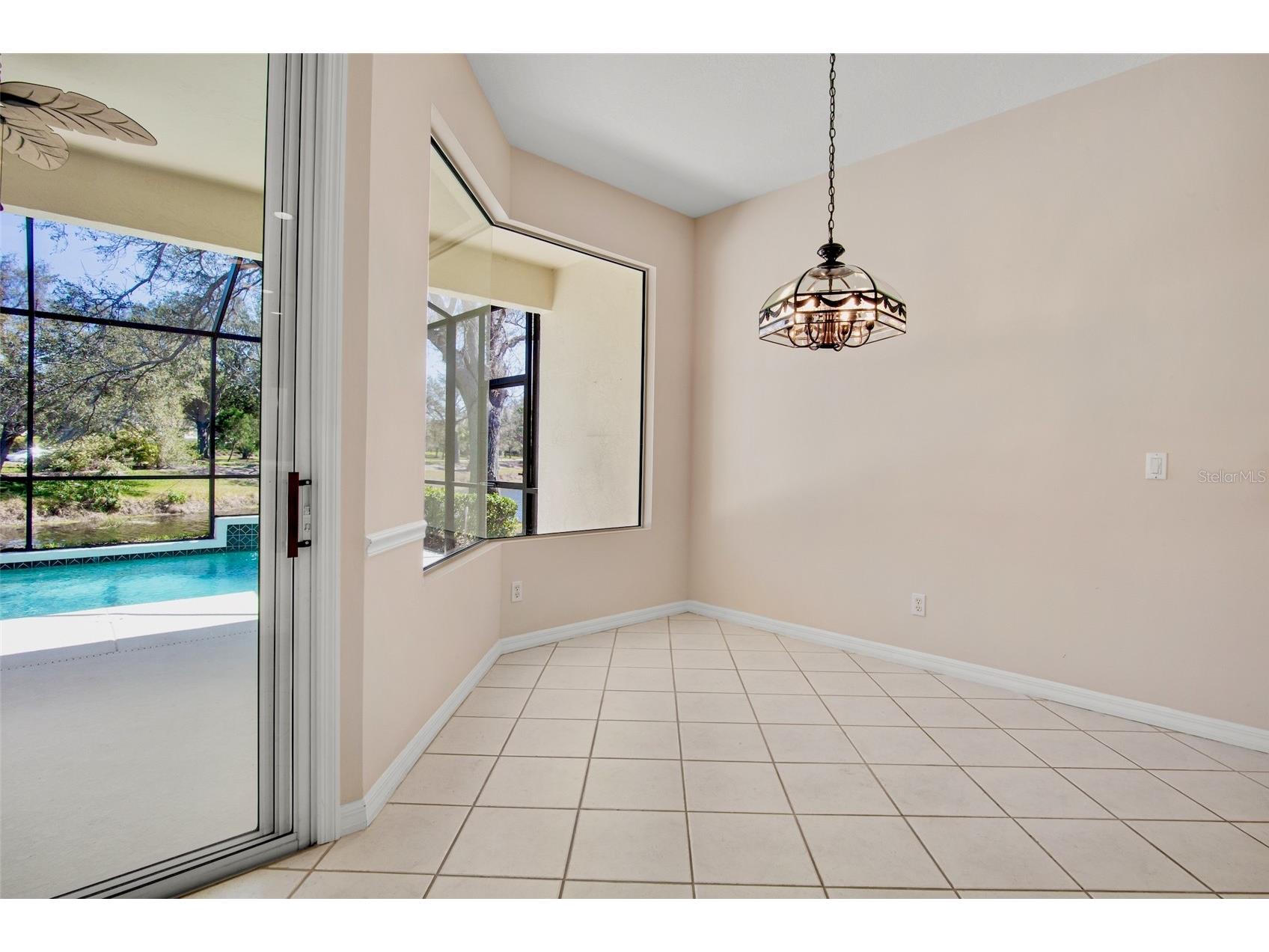 8335 Nice Way Sarasota FL 34238 A4680729 image16