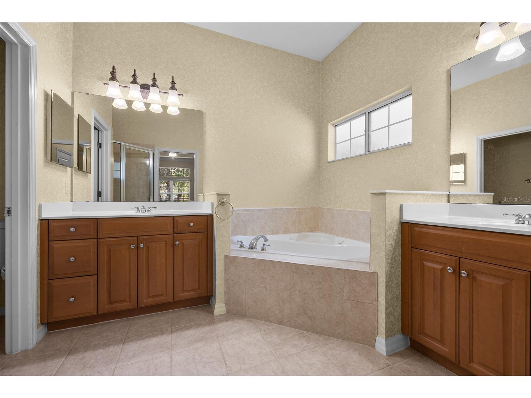 8336 SW 8th Place Gainesville FL 32607 GC539638 image17