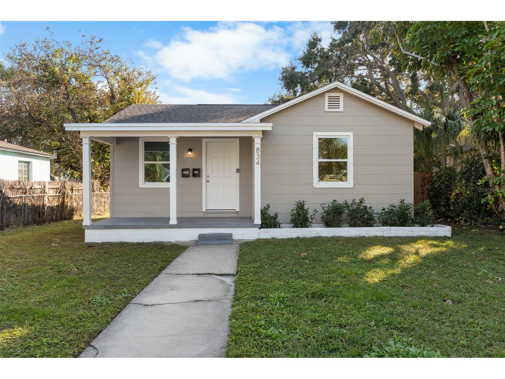834 18th Avenue S Saint Petersburg FL 33705 TB8462819 image1