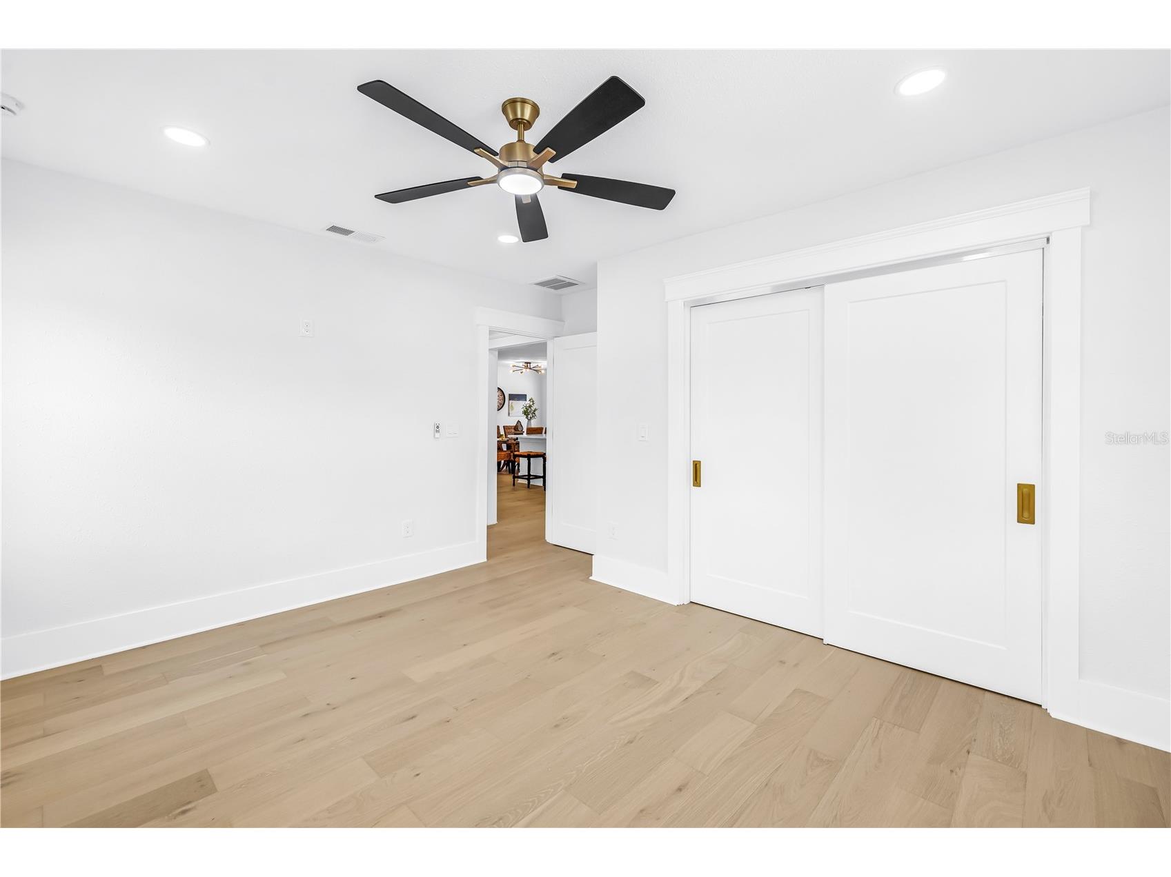 834 53rd Avenue N Saint Petersburg FL 33703 TB8510238 image27