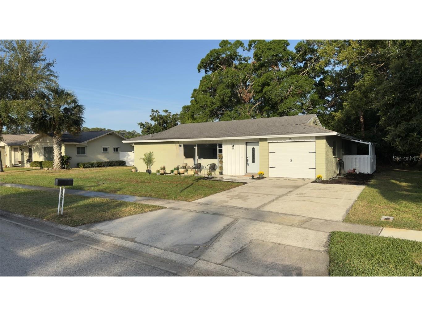 834 Anchorage Lane Palm Harbor FL 34685 TB8376543 image1