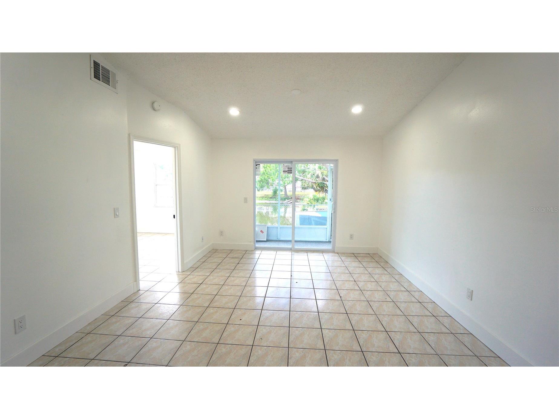 834 Angela Lane Kissimmee FL 34741 S5151920 image5