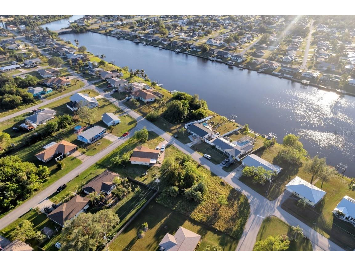 834 Ellicott Circle NW Port Charlotte FL 33952 - CRESTVIEW WATERWAY D6123062 image18