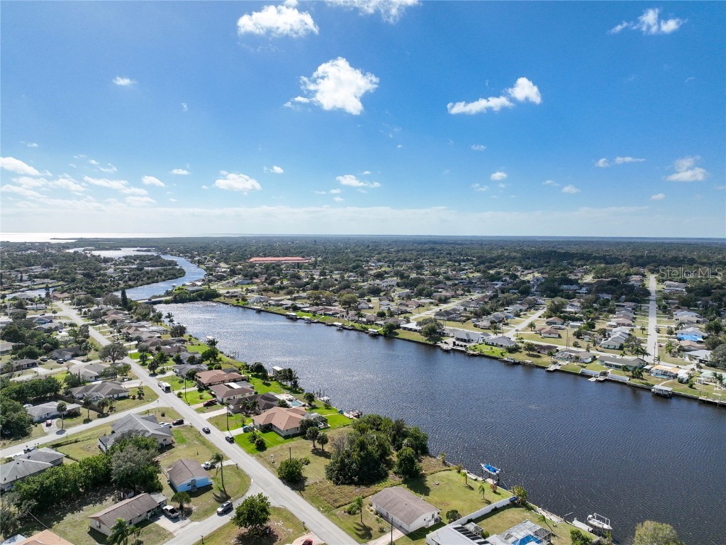 834 Ellicott Circle NW Port Charlotte FL 33952 - CRESTVIEW WATERWAY D6123062 image21