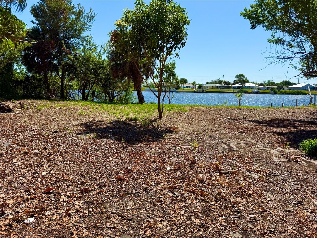 834 Ellicott Circle NW Port Charlotte FL 33952 - CRESTVIEW WATERWAY D6123062 image6