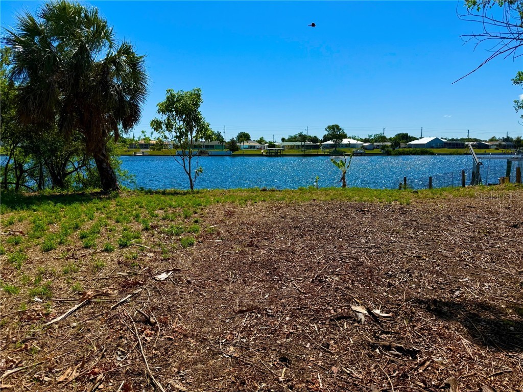 834 Ellicott Circle NW Port Charlotte FL 33952 - CRESTVIEW WATERWAY D6123062 image8