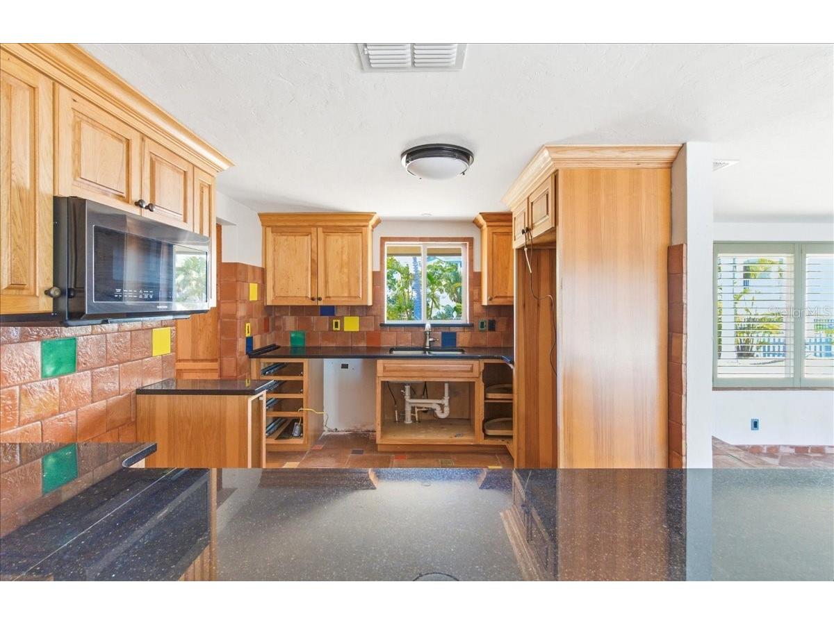 834 Jungle Queen Way Longboat Key FL 34228 A4682236 image23