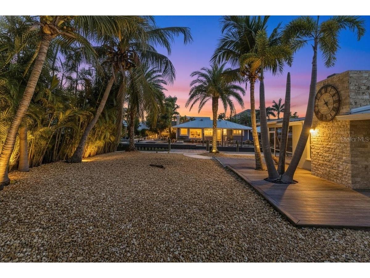 834 Jungle Queen Way Longboat Key FL 34228 A4682236 image6