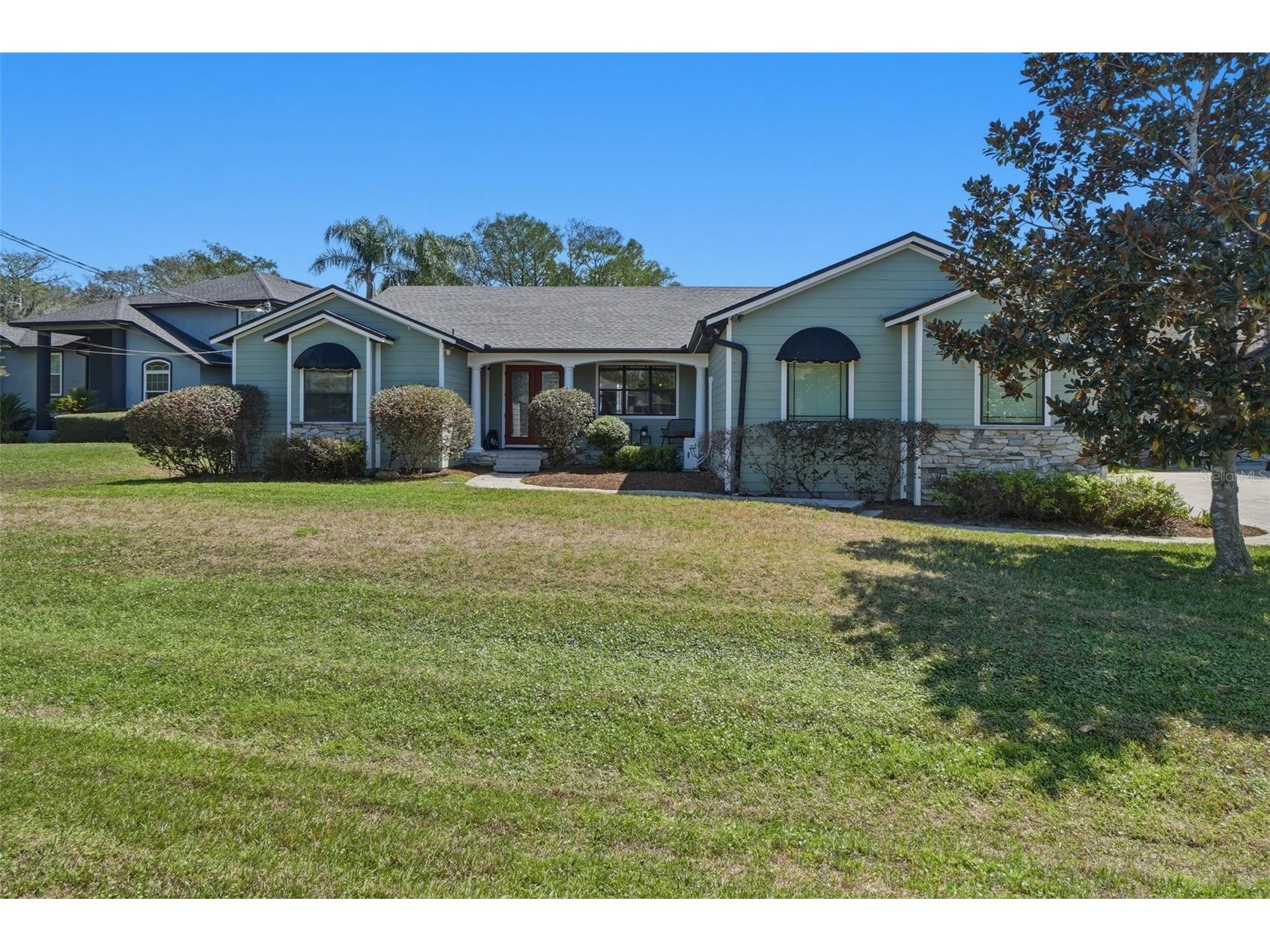 834 Millshore Drive Chuluota FL 32766 - LAKE MILLS O6389855 image1