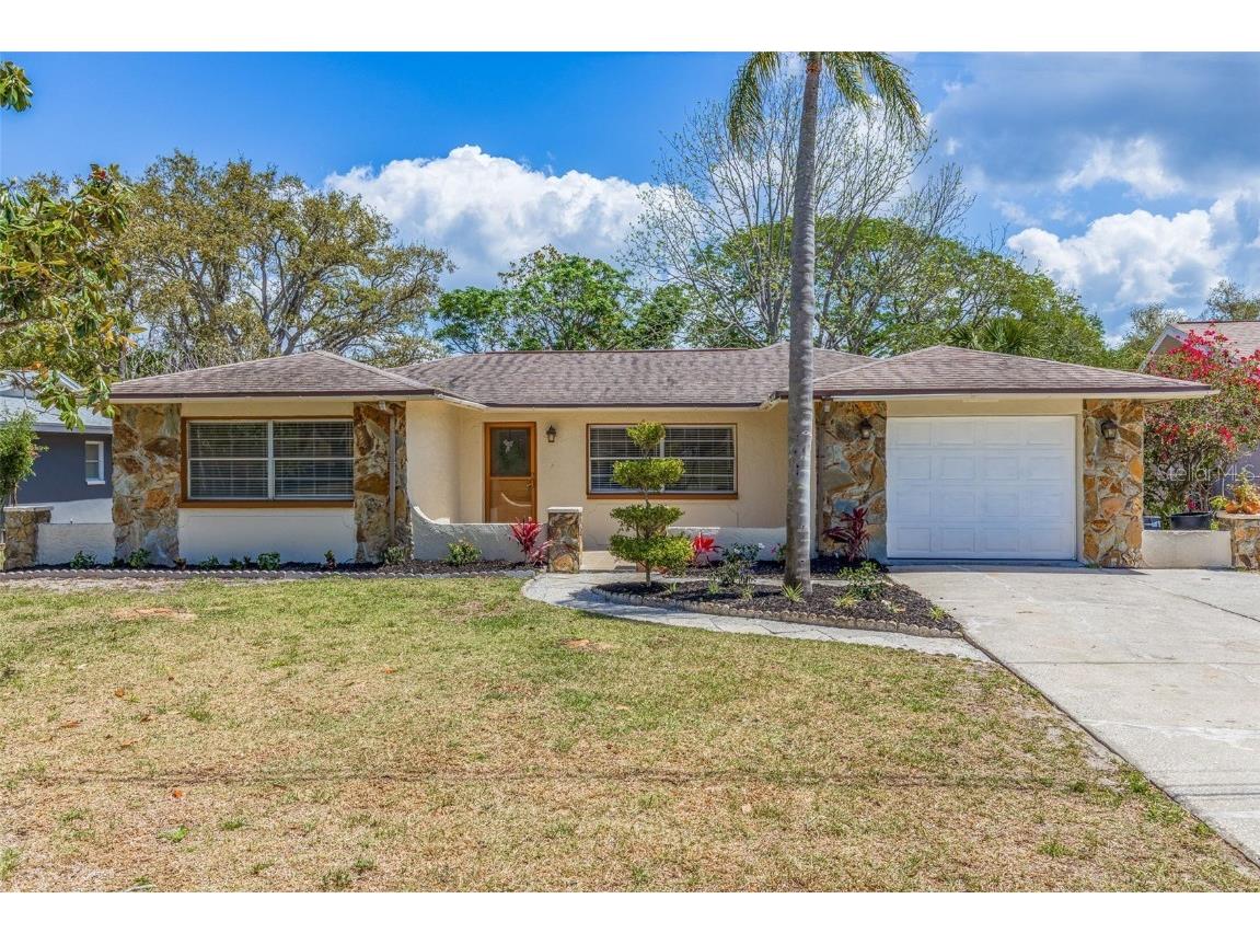 834 Riverside Drive Tarpon Springs FL 34689 TB8437163 image1