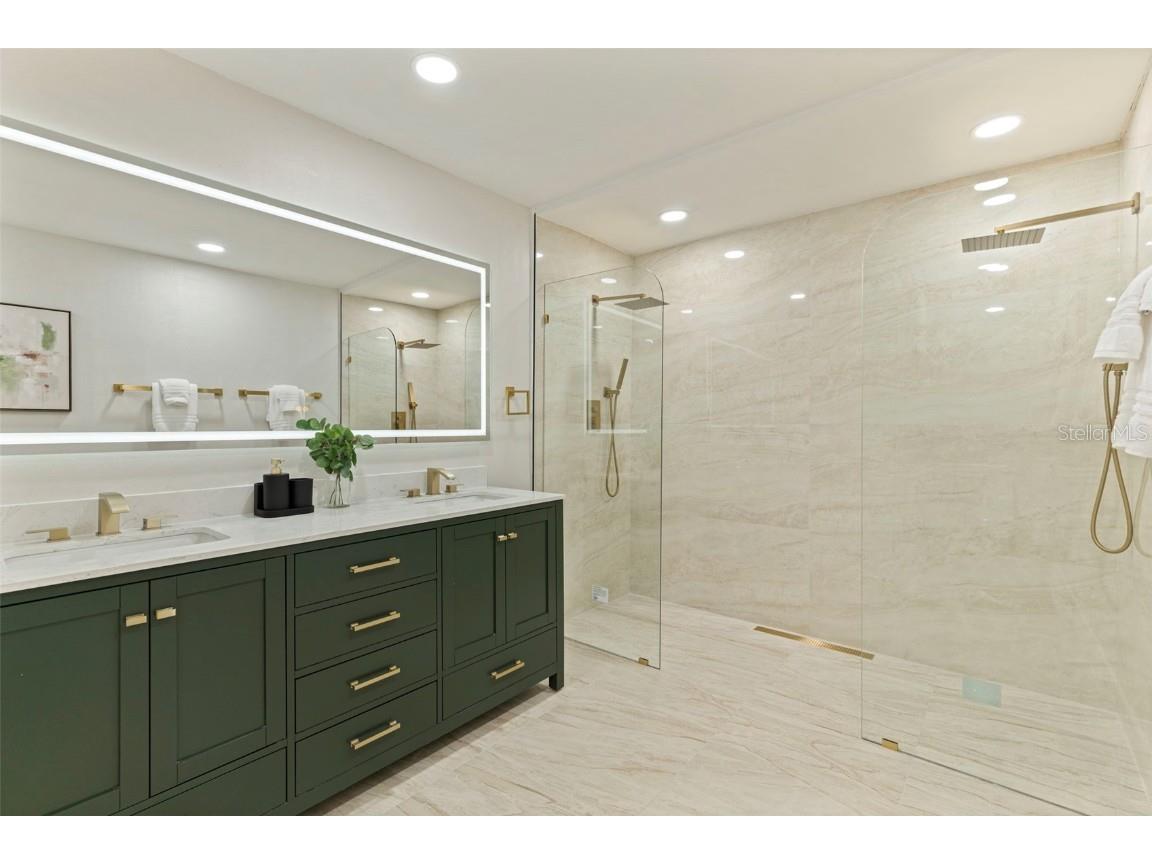 834 Riverside Drive Tarpon Springs FL 34689 TB8437163 image25