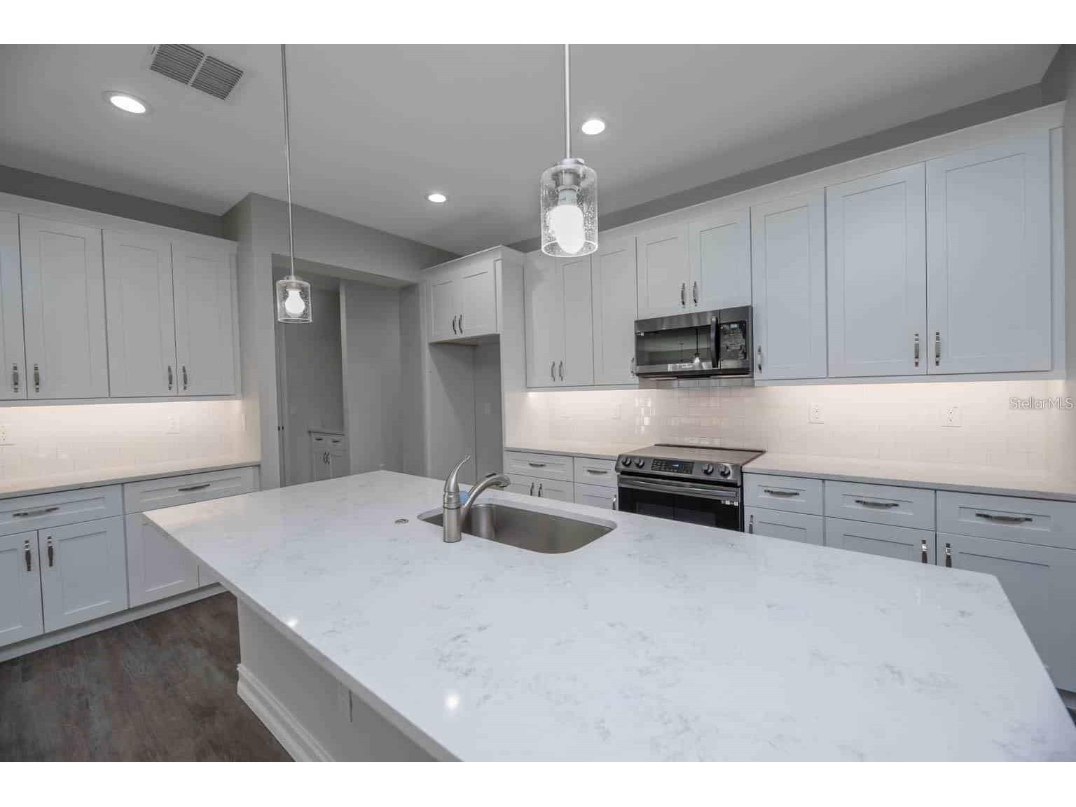 8340 NW 17th Circle Ocala FL 34475 OM719541 image2