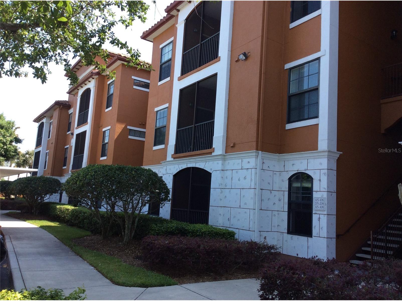 8341 38th Street Cir E #305 Sarasota FL 34243 A4695738 image1