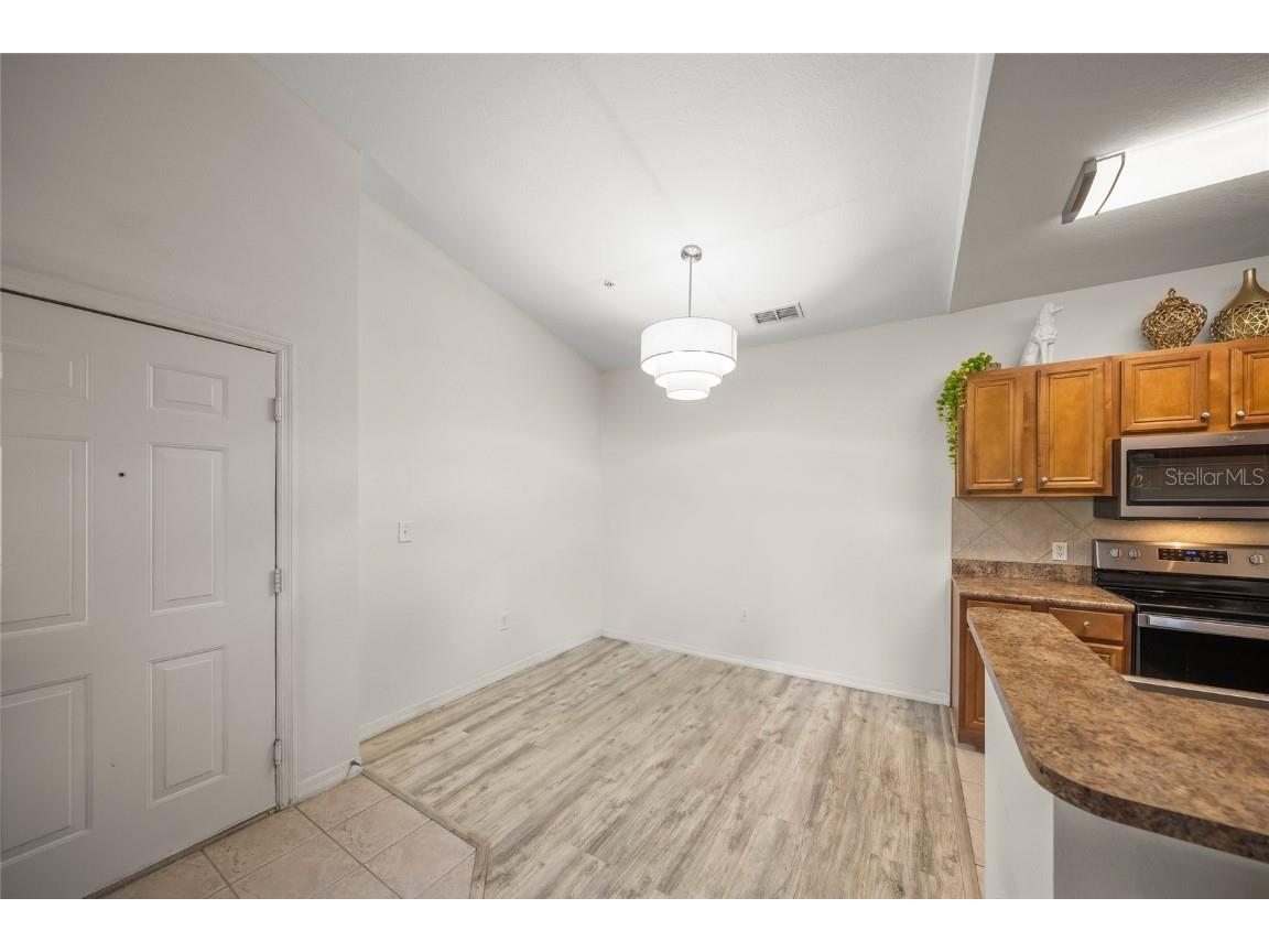 8341 38th Street Circle E #303 Sarasota FL 34243 A4674906 image13