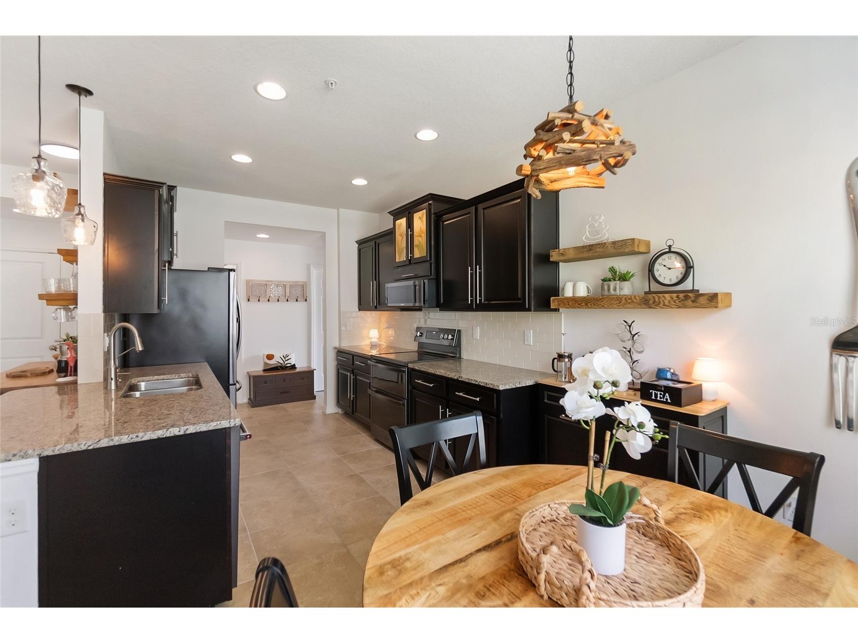 8342 Enclave Way #102 Sarasota FL 34243 A4688186 image10