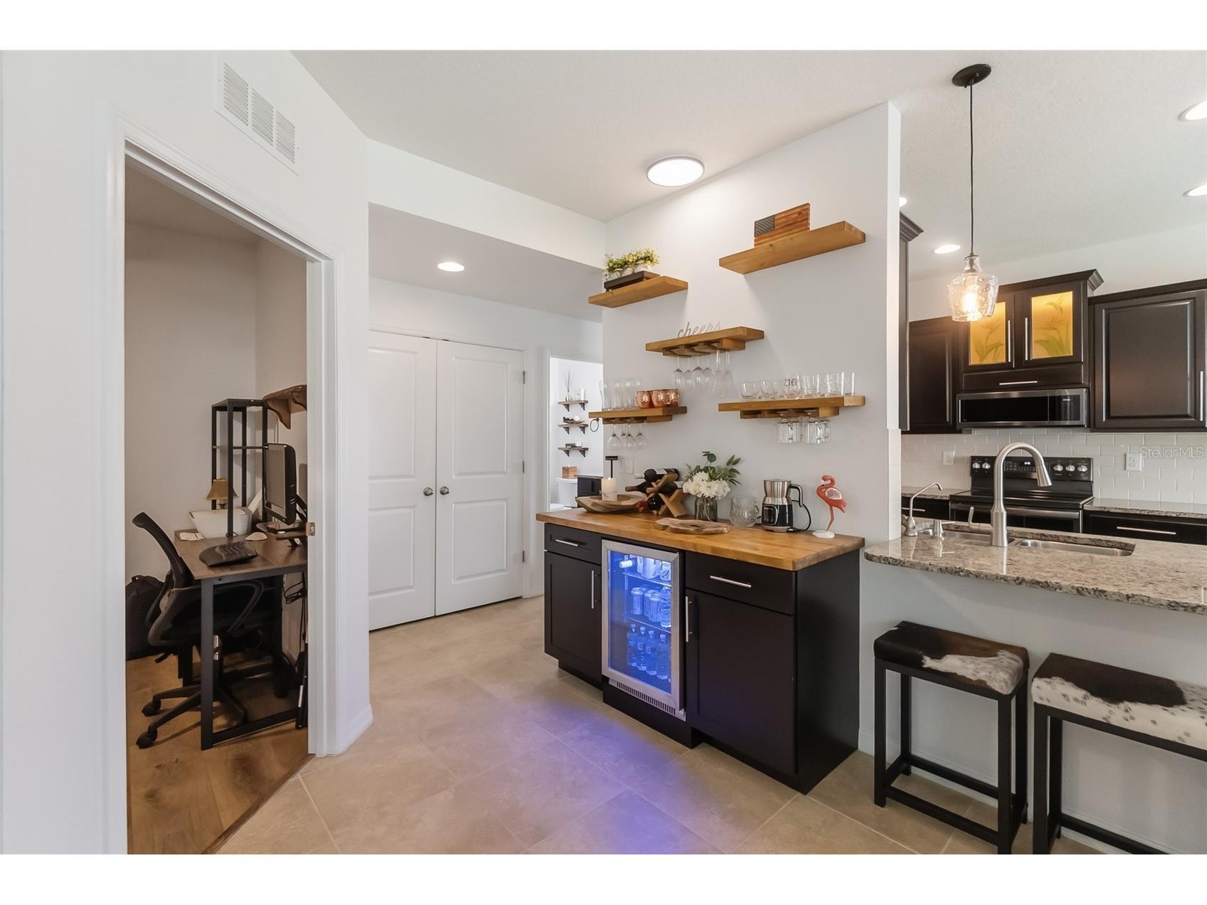8342 Enclave Way #102 Sarasota FL 34243 A4688186 image7