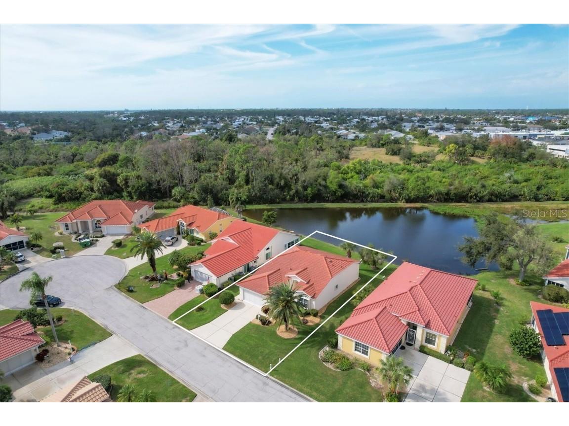 8344 Creekview Lane Englewood FL 34224 D6134020 image1