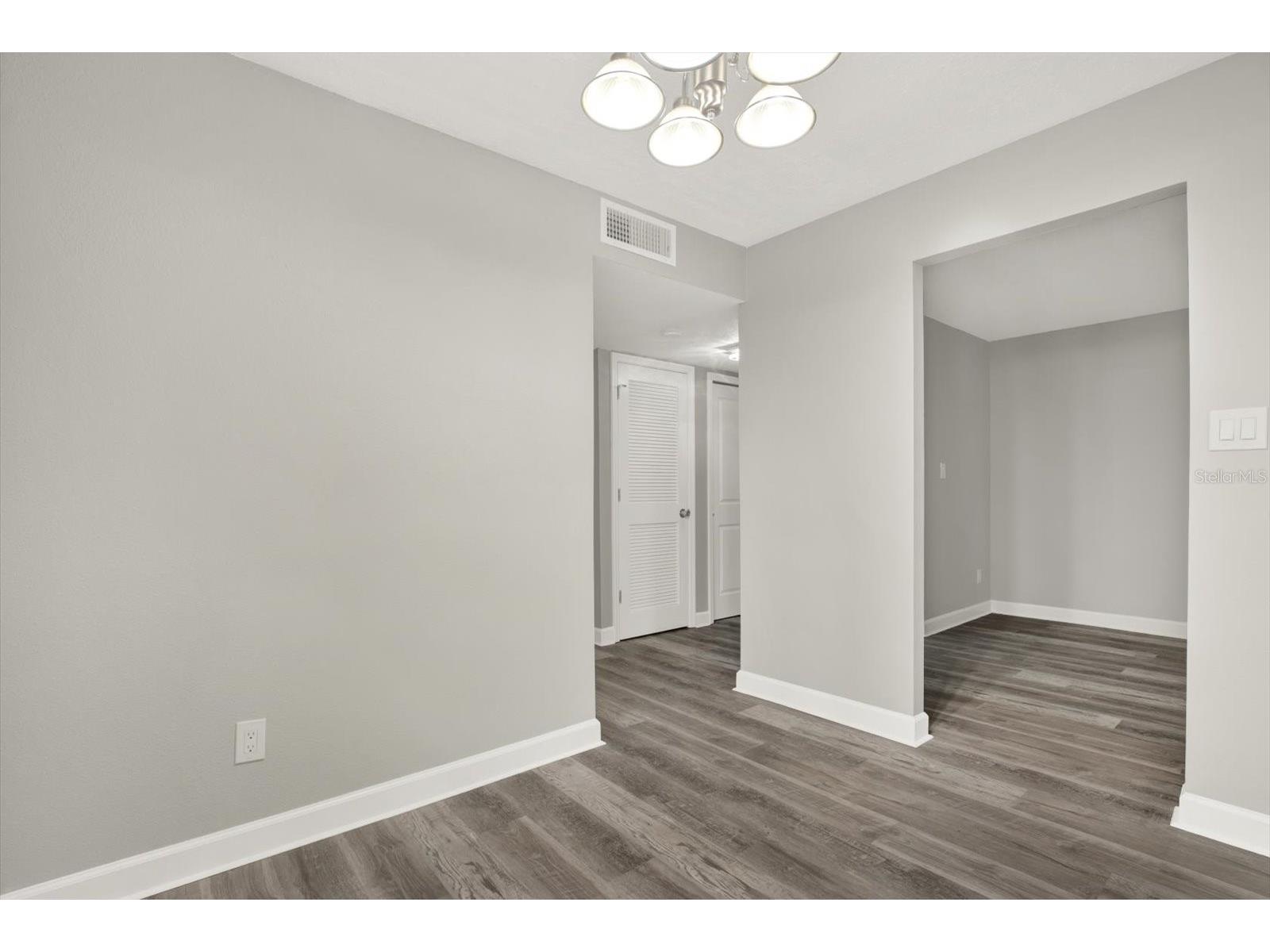 8345 13th Street N #B Saint Petersburg FL 33702 TB8512946 image15