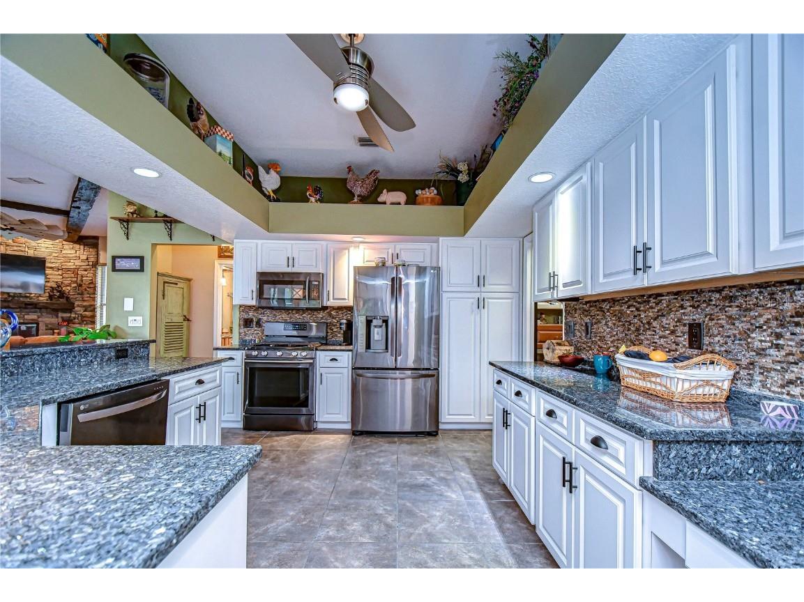 8345 Shenandoah Run Wesley Chapel FL 33544 TB8436749 image16