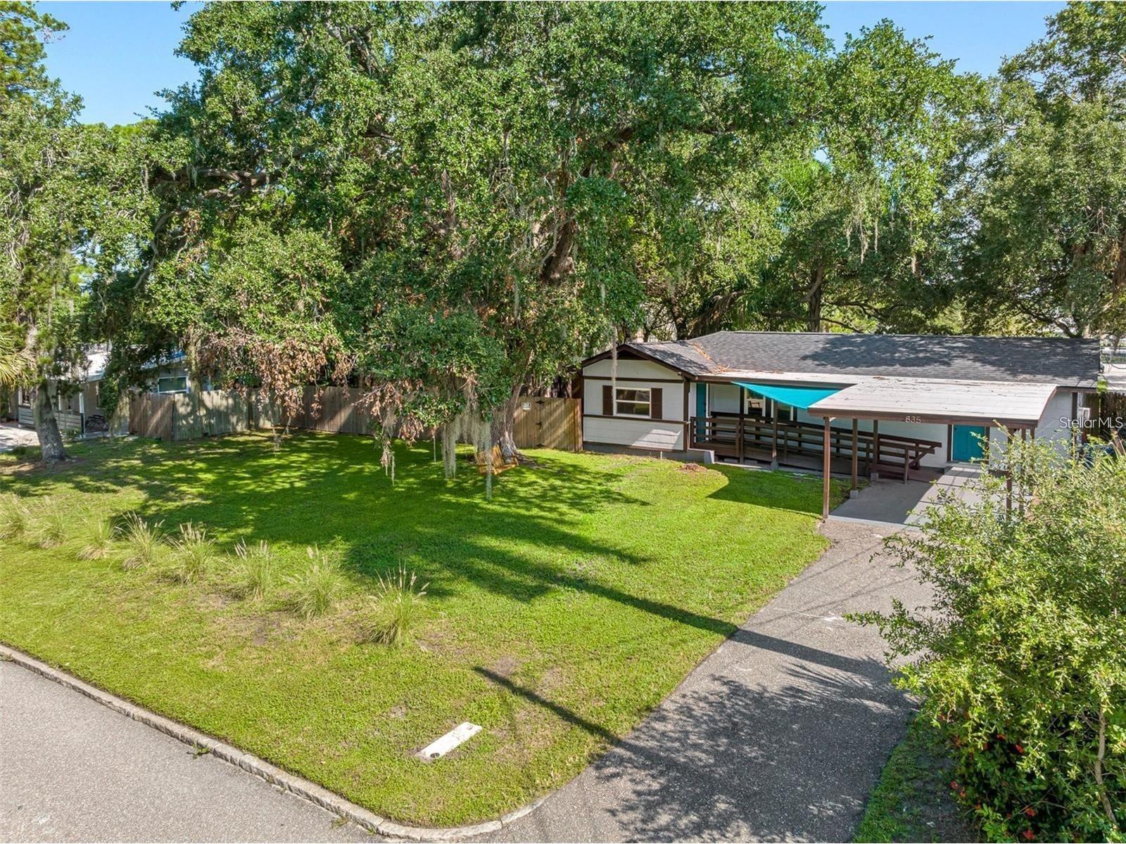 835 35th Avenue S Saint Petersburg FL 33705 TB8476513 image11