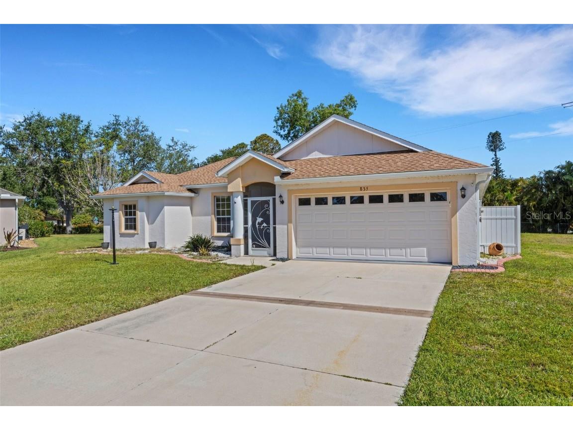 835 70th Drive E Sarasota FL 34243 A4650549 image1