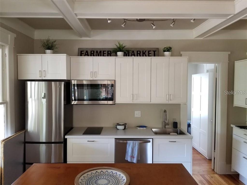 835 7th Avenue S #2 Saint Petersburg FL 33701 A4693803 image4