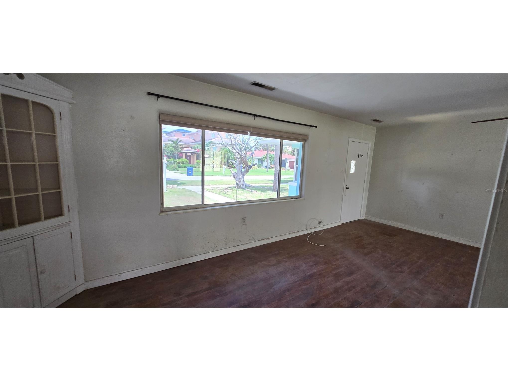 835 Bruce Avenue Clearwater Beach FL 33767 TB8522355 image14