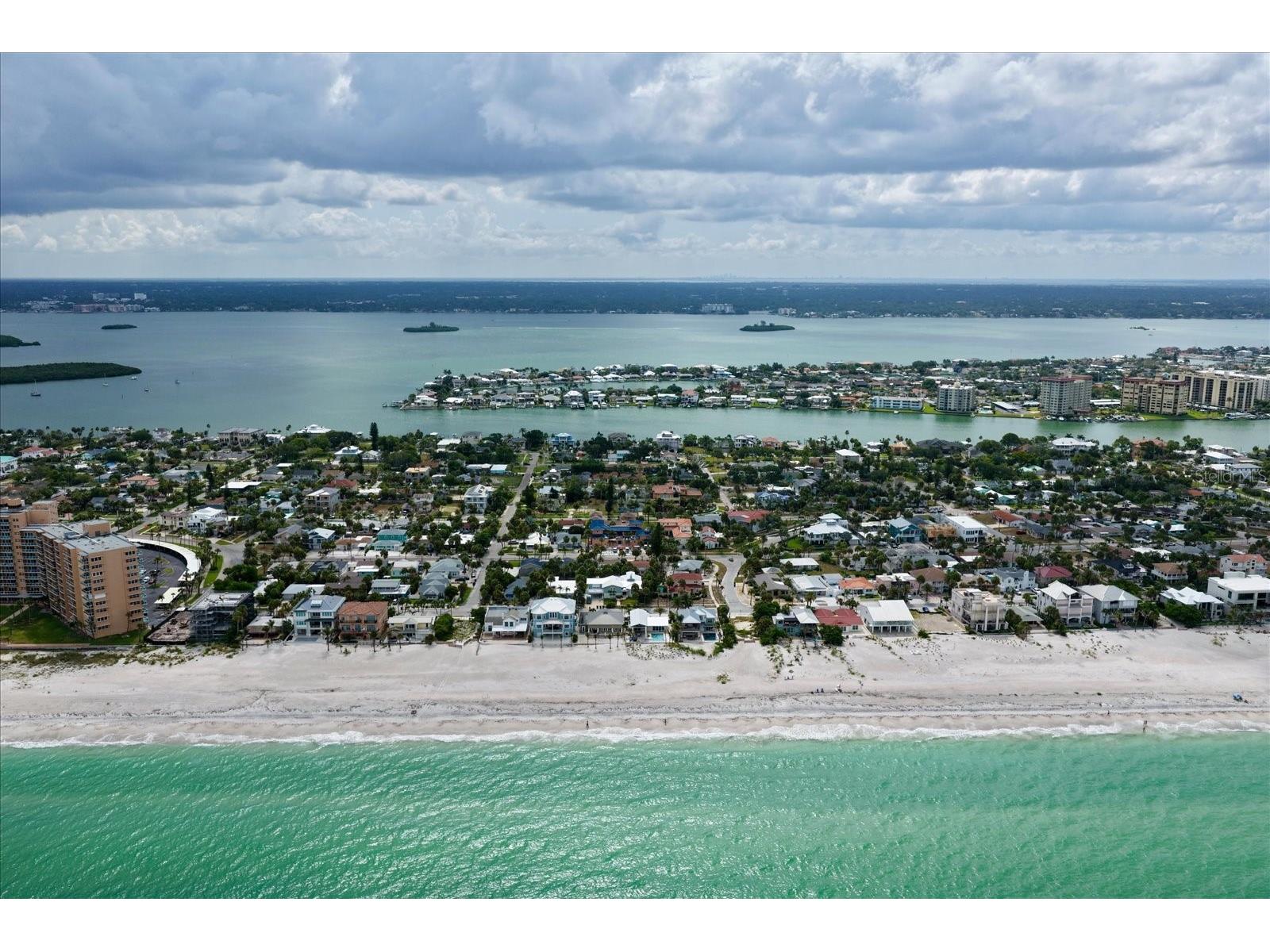 835 Bruce Avenue Clearwater Beach FL 33767 TB8522355 image9