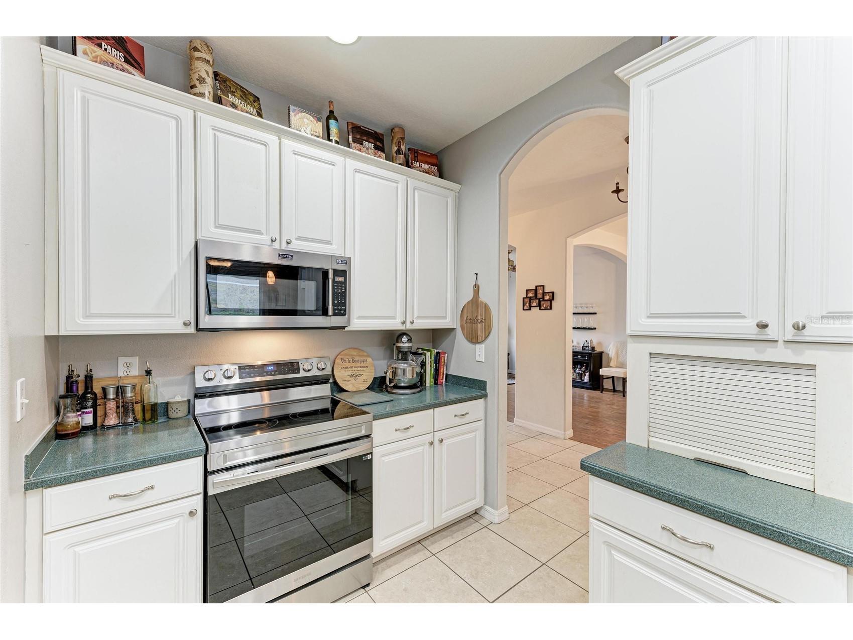 835 Cedarcrest Court Sarasota FL 34232 A4680801 image17