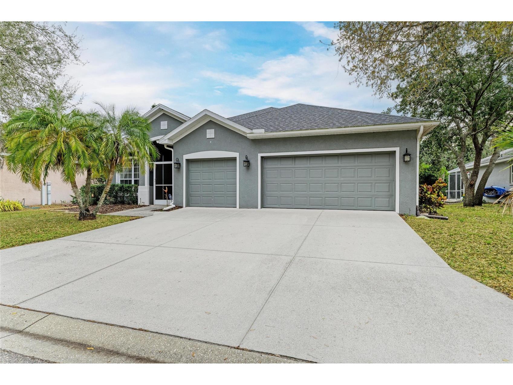 835 Cedarcrest Court Sarasota FL 34232 A4680801 image2