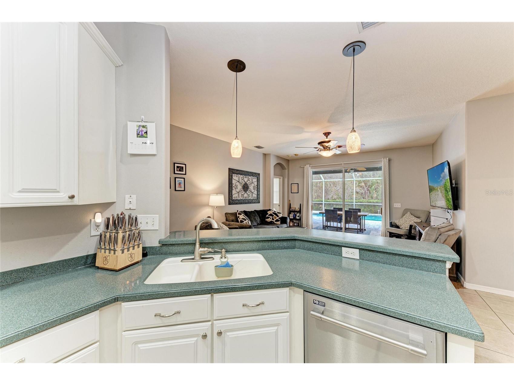 835 Cedarcrest Court Sarasota FL 34232 A4680801 image20