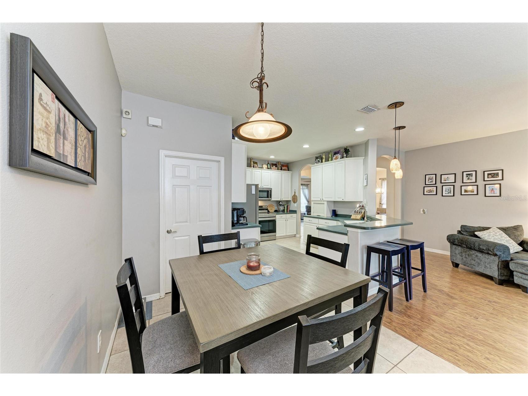 835 Cedarcrest Court Sarasota FL 34232 A4680801 image22