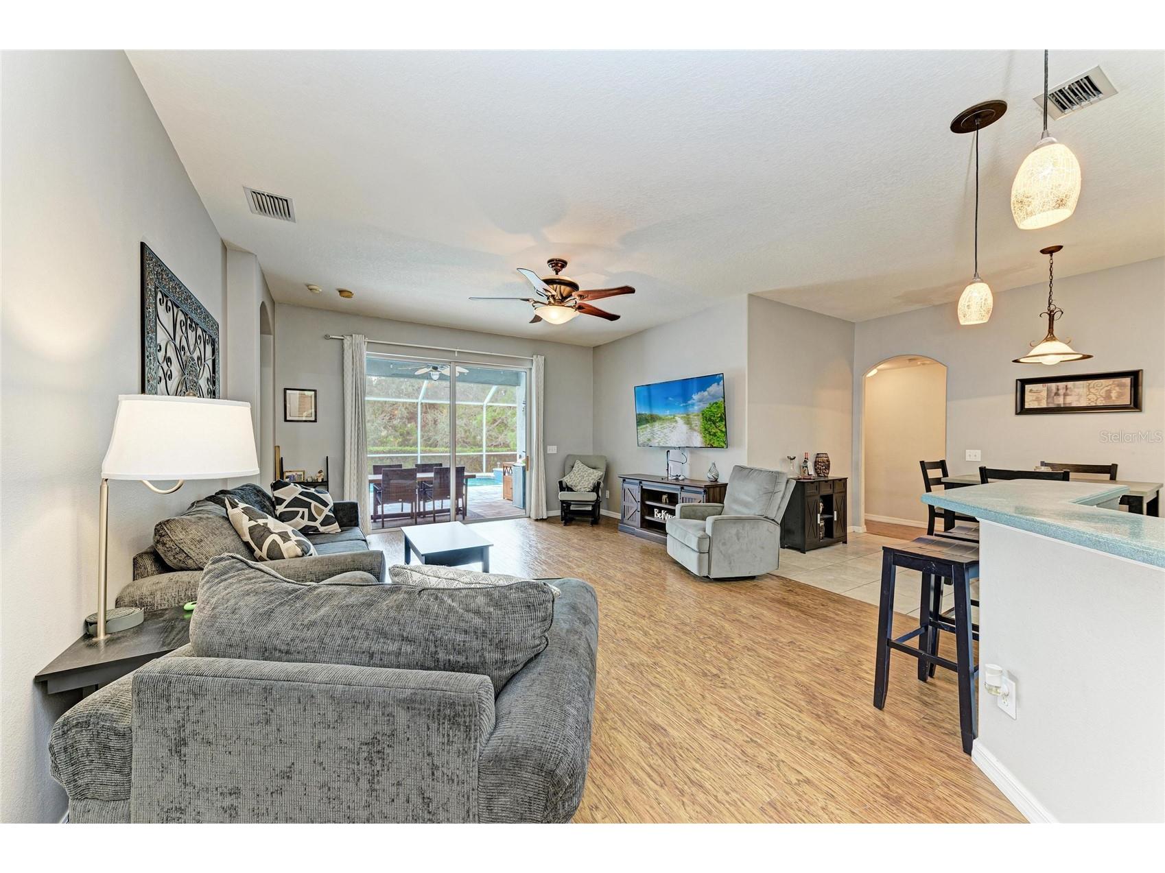 835 Cedarcrest Court Sarasota FL 34232 A4680801 image23