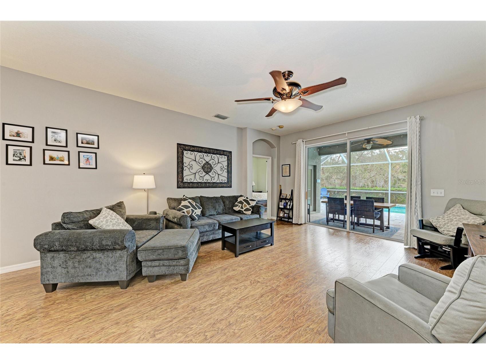 835 Cedarcrest Court Sarasota FL 34232 A4680801 image24