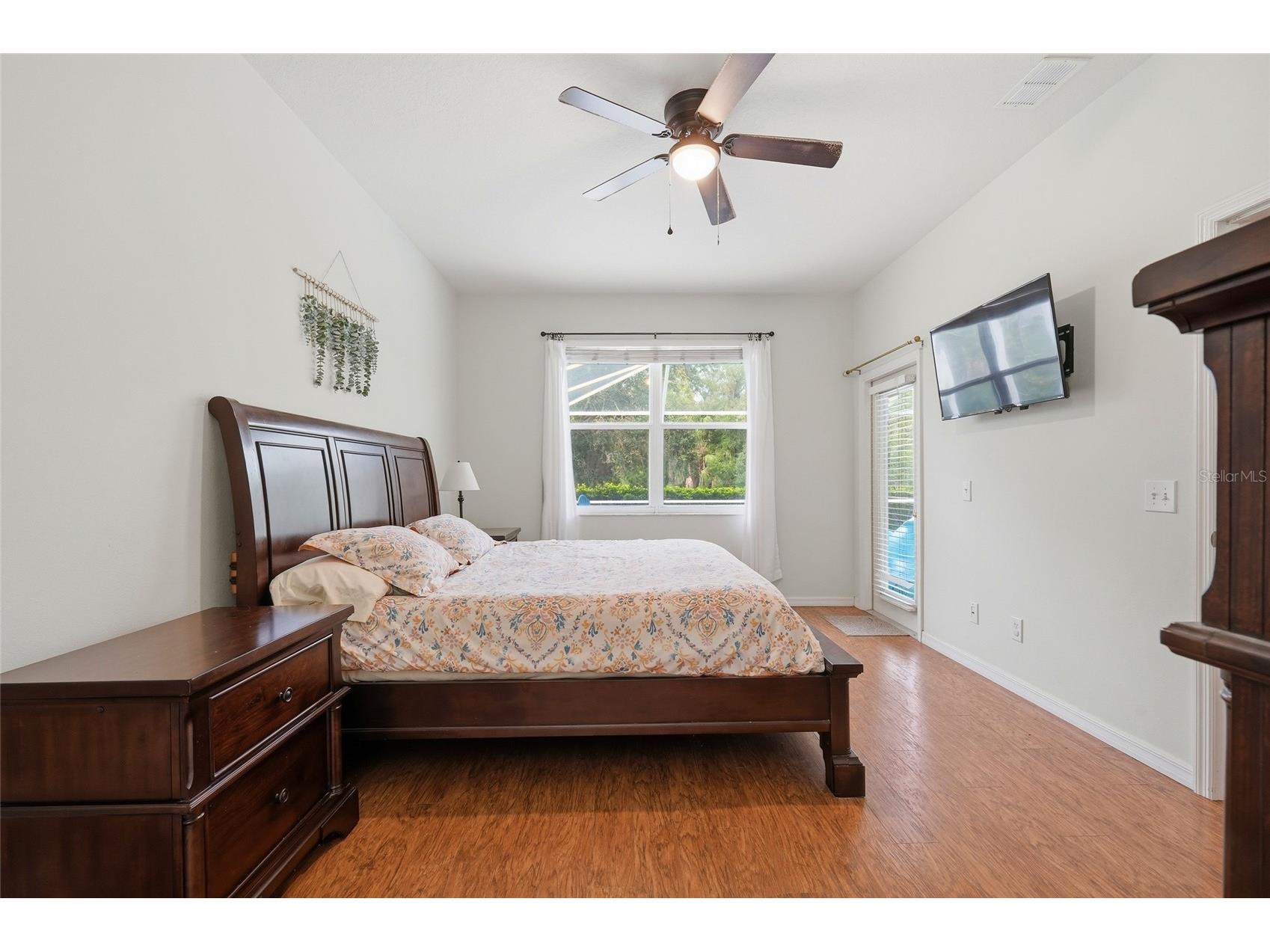 835 Cedarcrest Court Sarasota FL 34232 A4697832 image11