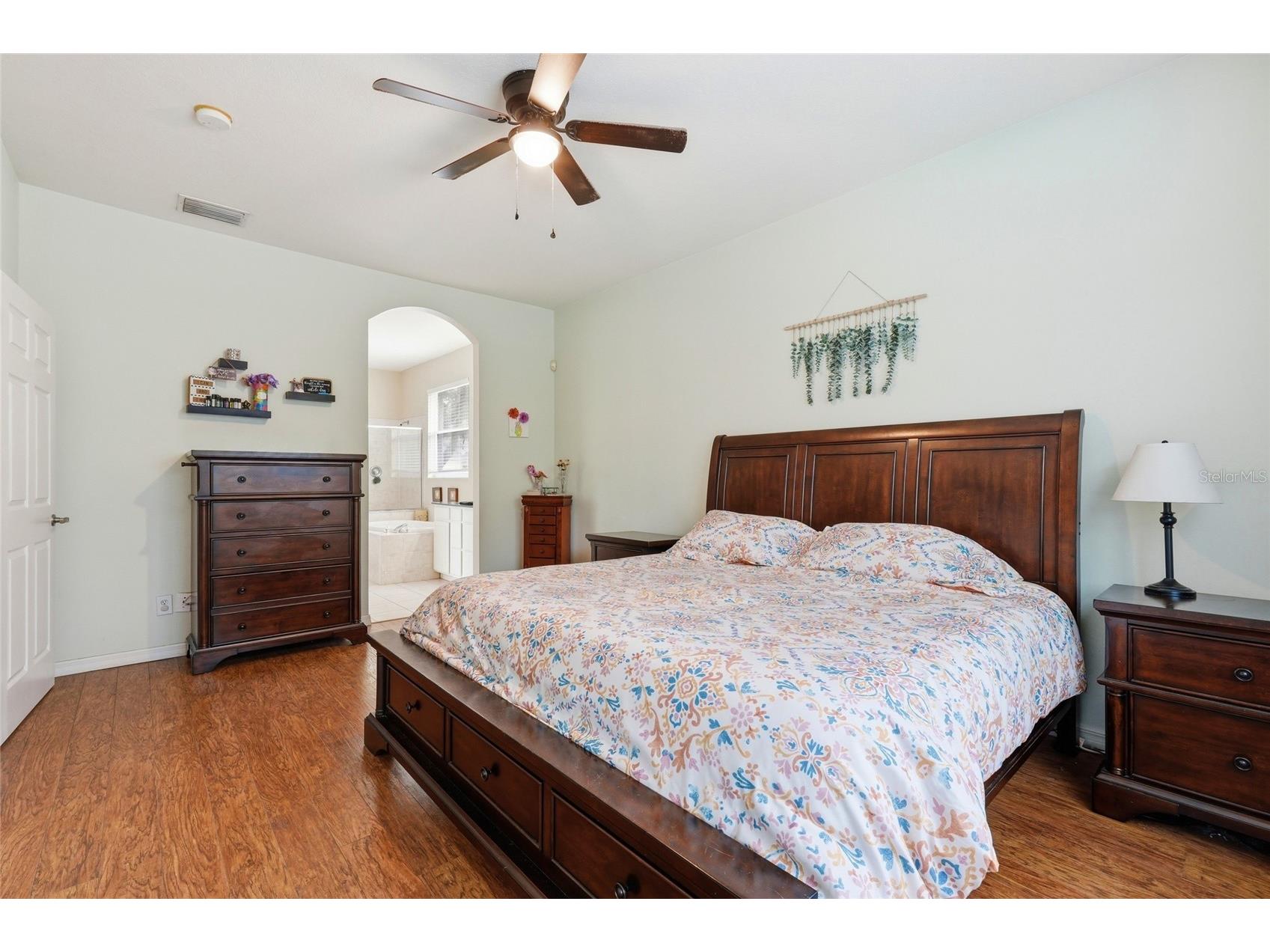 835 Cedarcrest Court Sarasota FL 34232 A4697832 image12