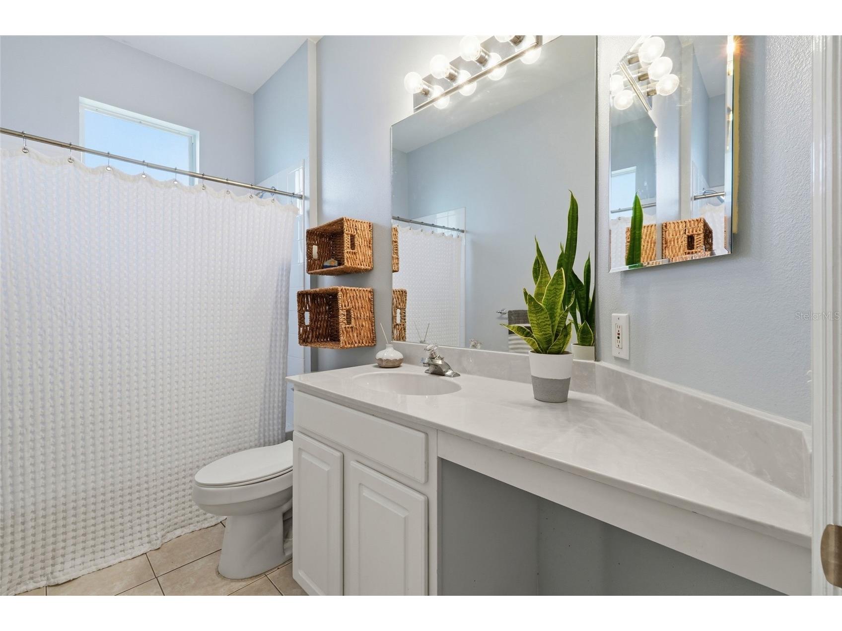 835 Cedarcrest Court Sarasota FL 34232 A4697832 image21