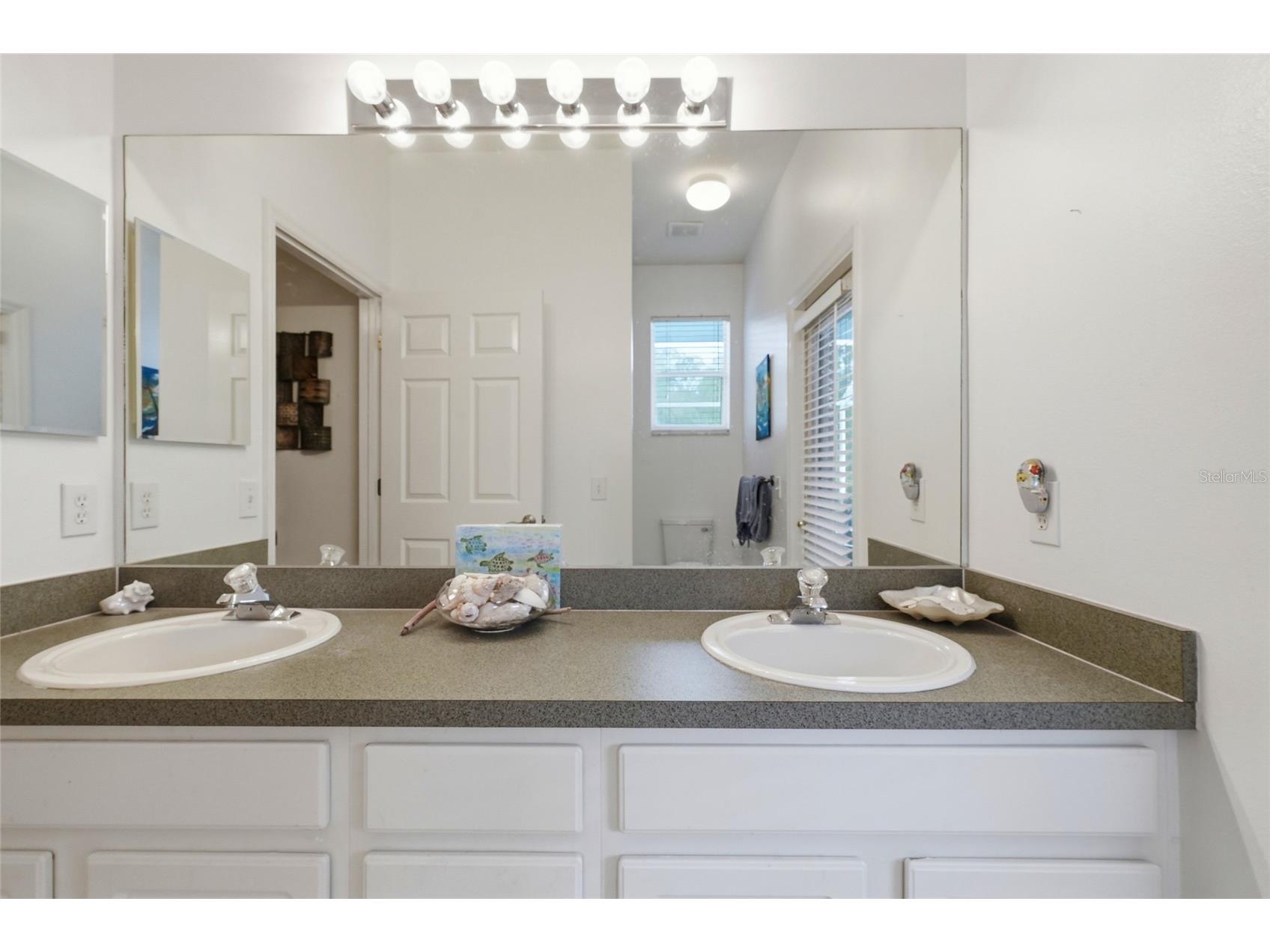 835 Cedarcrest Court Sarasota FL 34232 A4697832 image29