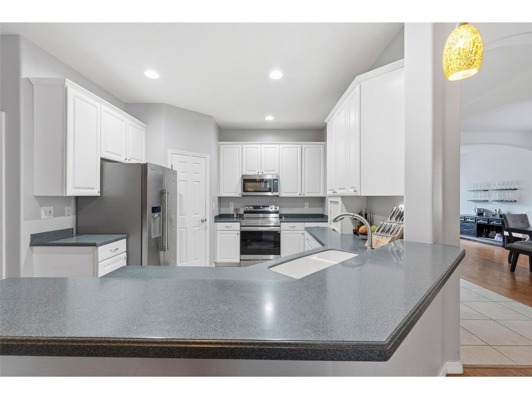 835 Cedarcrest Court Sarasota FL 34232 A4697832 image52