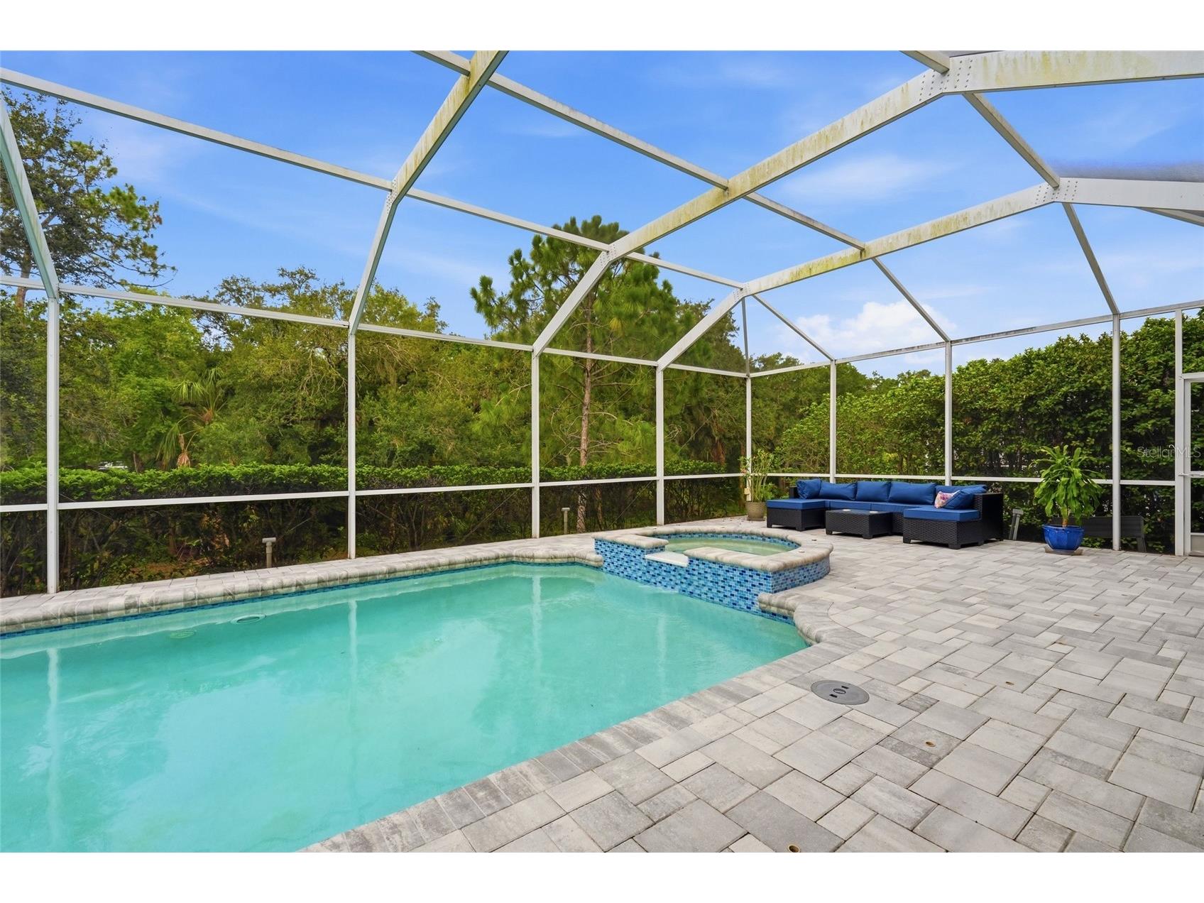 835 Cedarcrest Court Sarasota FL 34232 A4697832 image9