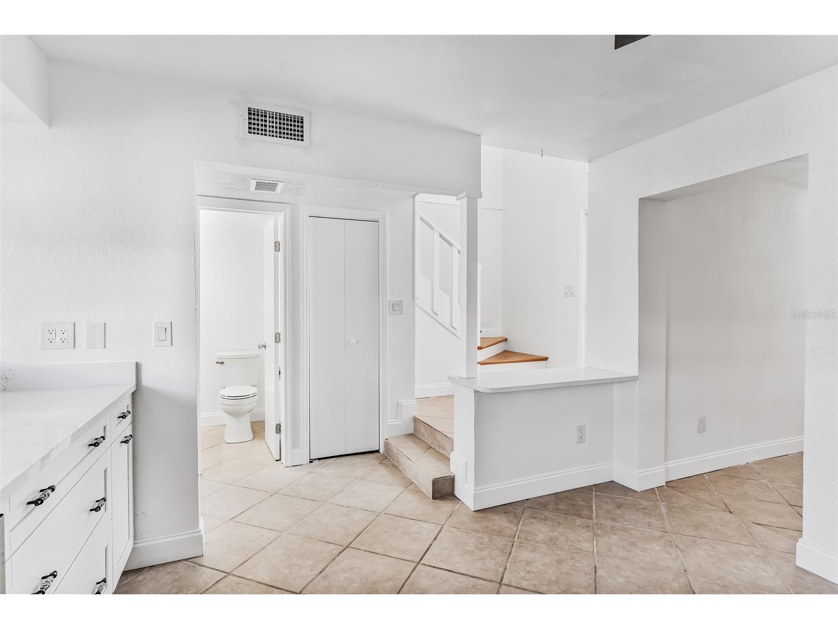 835 E Gulf Boulevard #101 Indian Rocks Beach FL 33785 TB8452218 image8