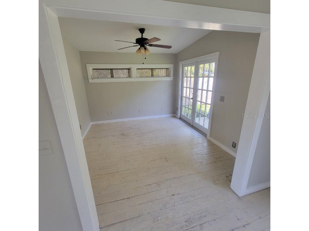 835 Indiana Lane Sarasota FL 34234 A4646238 image3