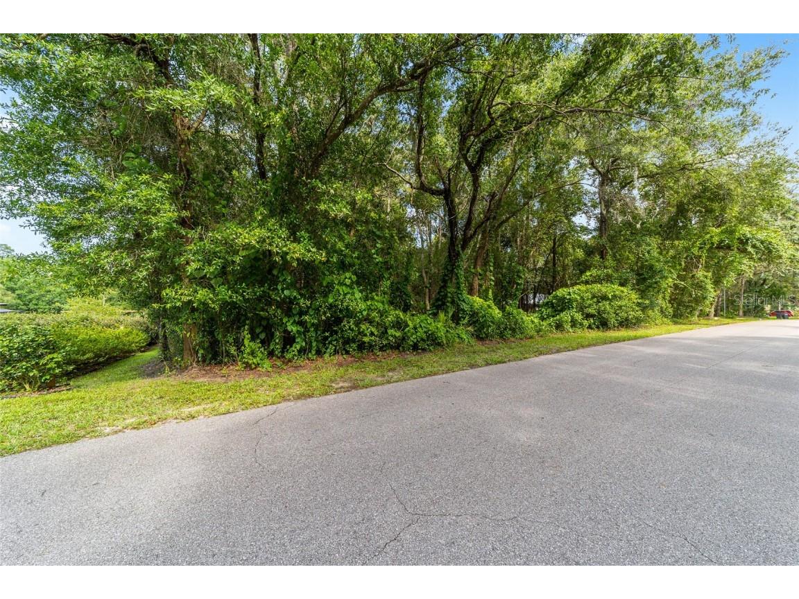 835 North Mcgowen Avenue Crystal River FL 34429 OM660215 image1