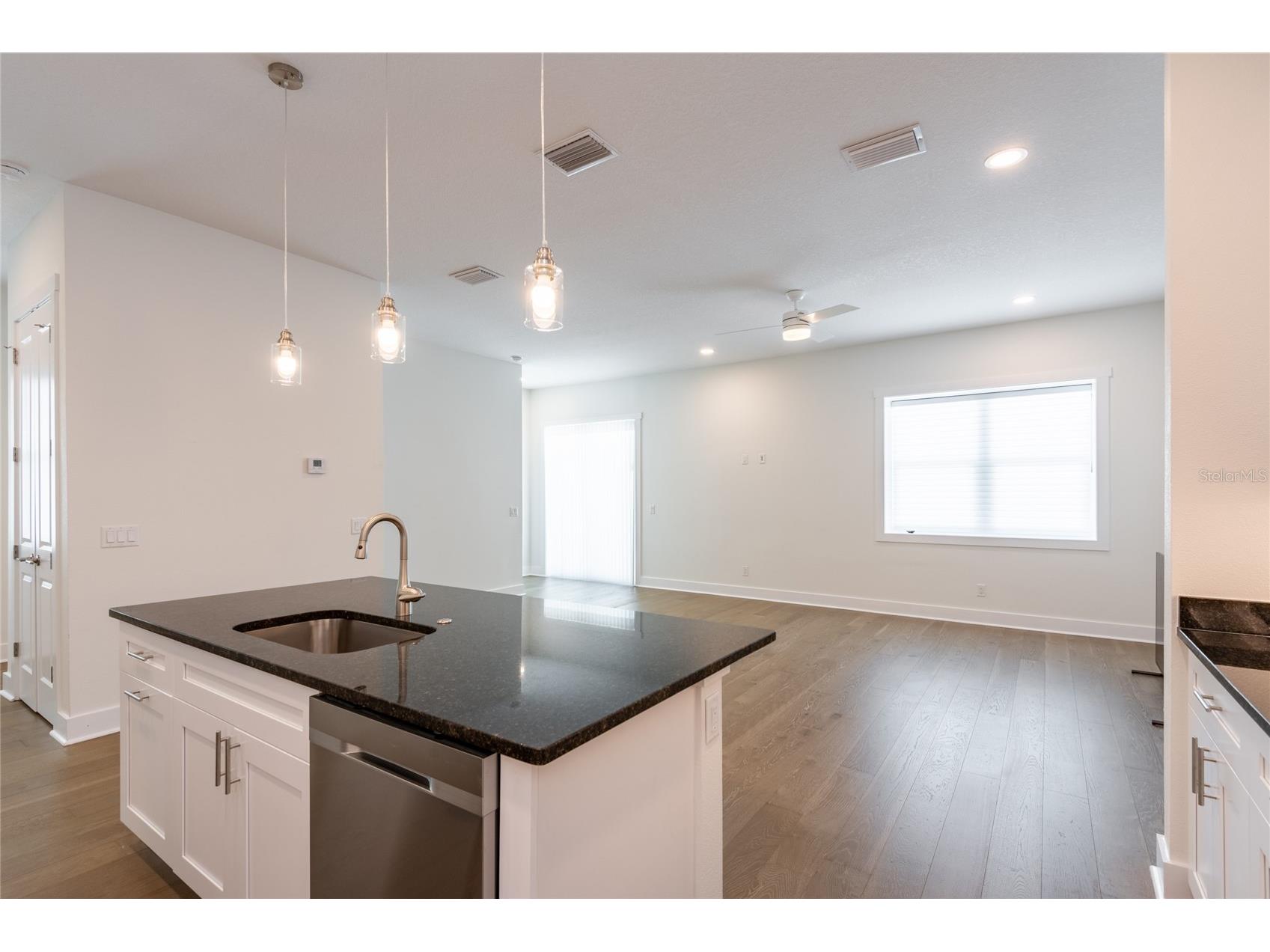 835 Oak Bend Lane Dunedin FL 34698 TB8461776 image13