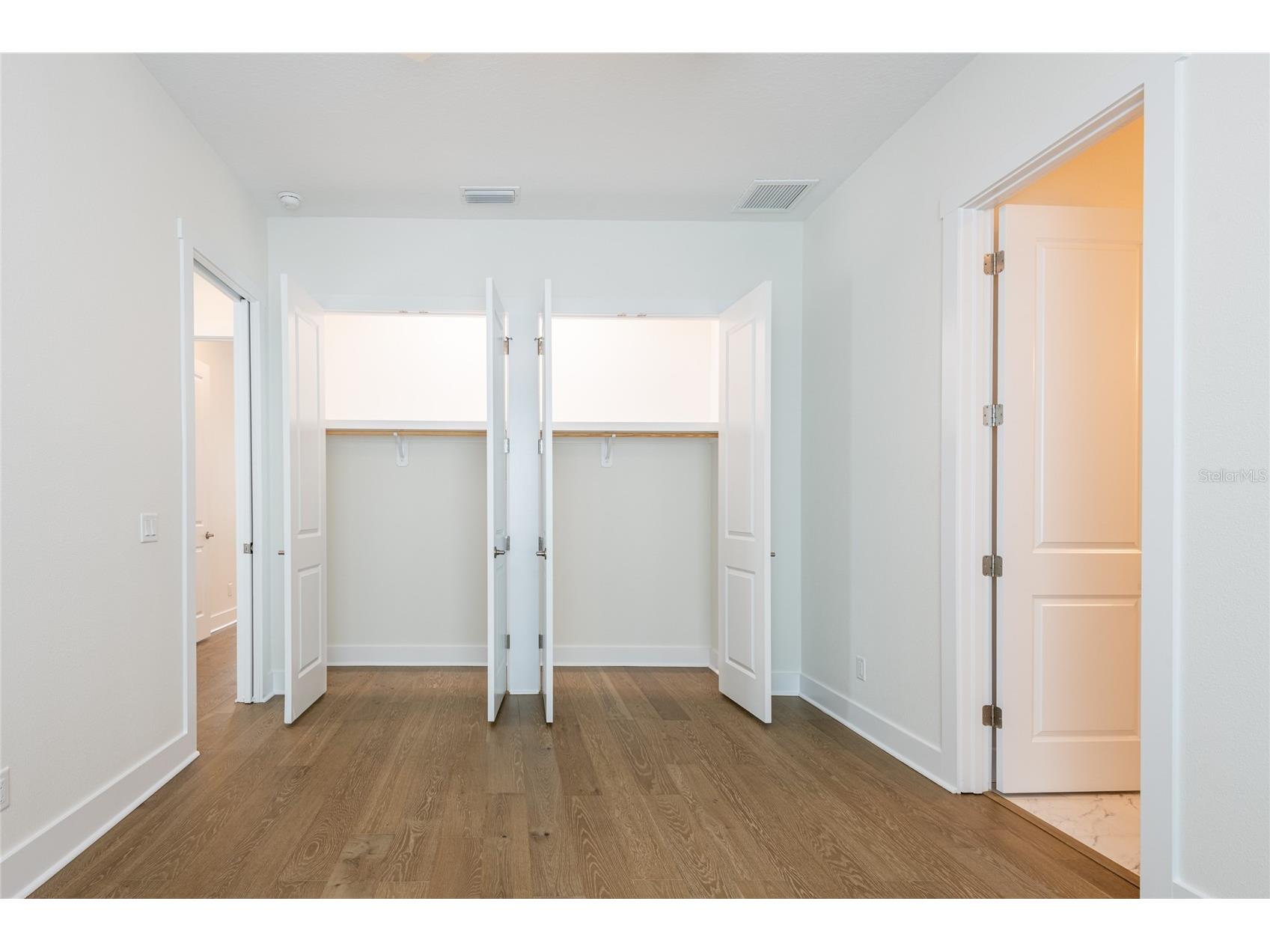 835 Oak Bend Lane Dunedin FL 34698 TB8461776 image34